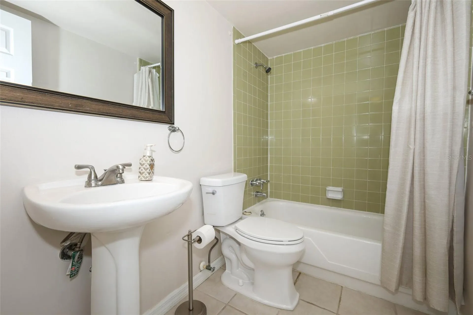 200 Maitland Avenue Altamonte Springs FL 32701