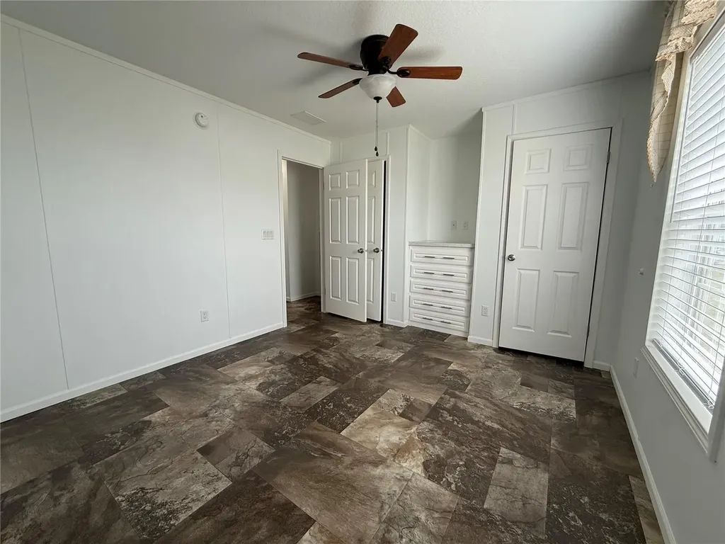 3 Date Avenue Bradenton FL 34207