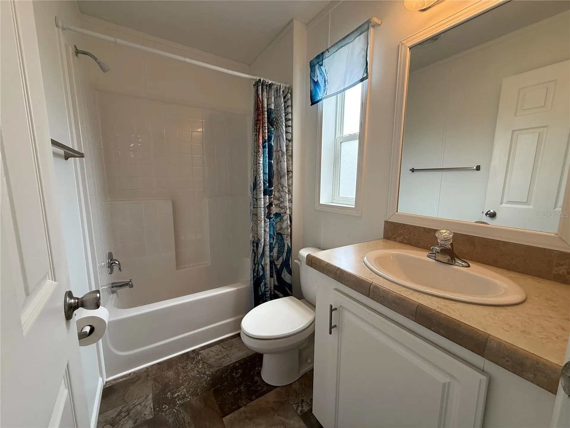 3 Date Avenue Bradenton FL 34207