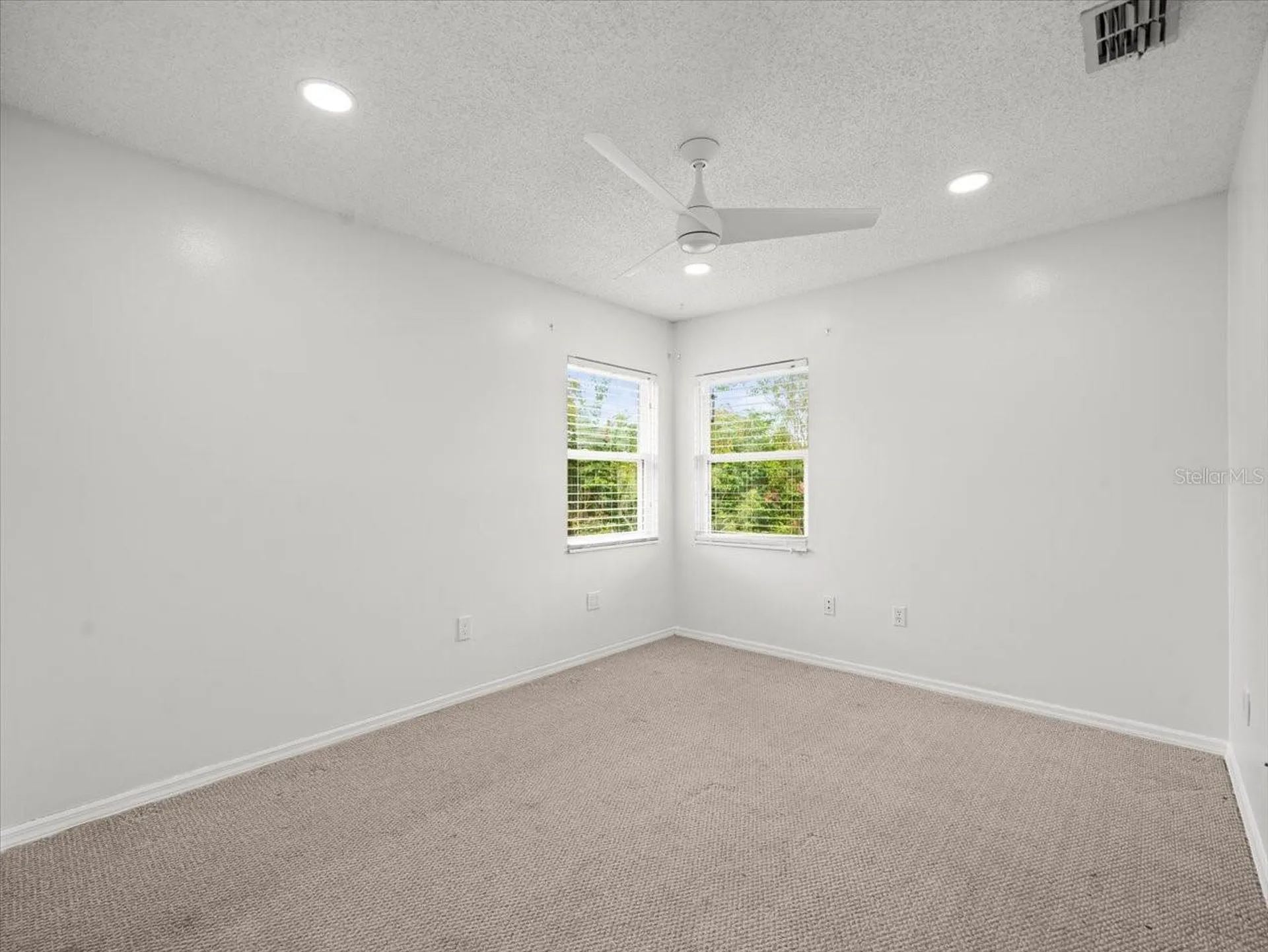 13512 Sobrado Drive Tampa FL 33624