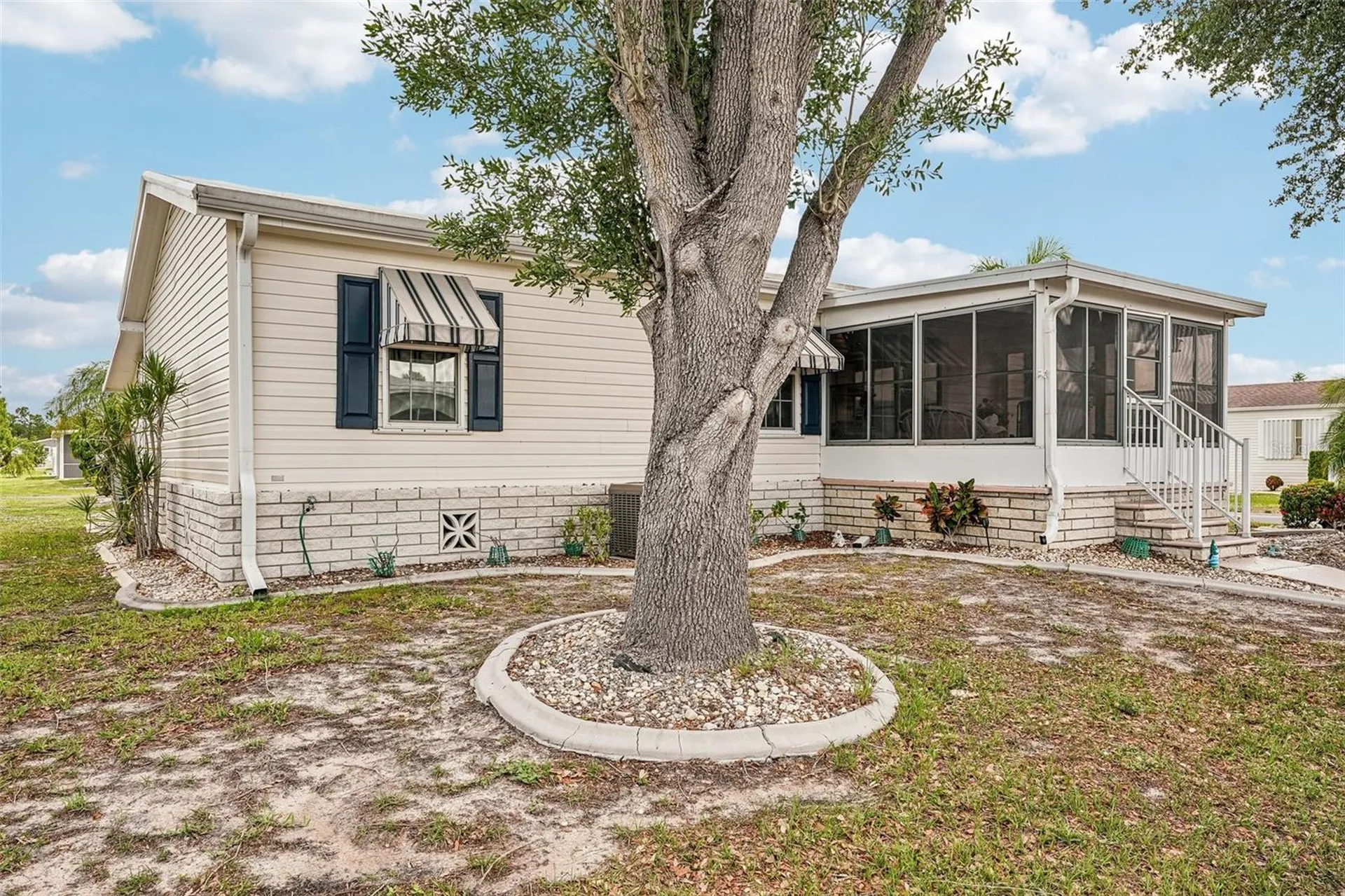 1000 Kings Highway Port Charlotte FL 33980