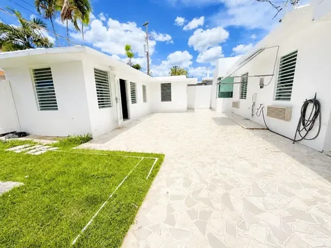 563 Sunlight Summit Hills San Juan PR 00926