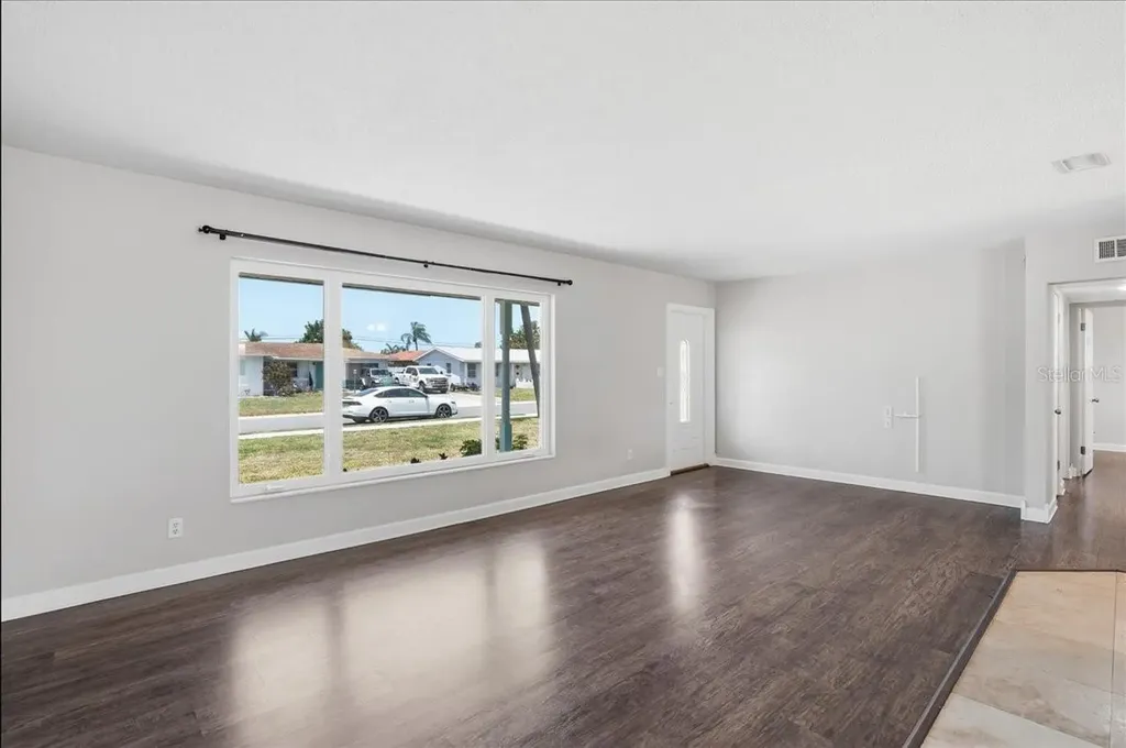 6439 Georgia Avenue Bradenton FL 34207