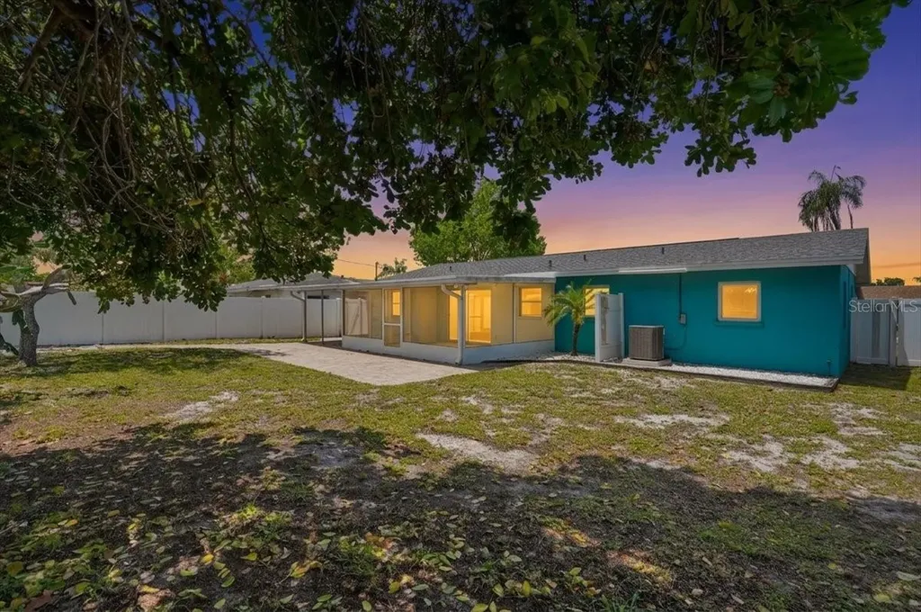 6439 Georgia Avenue Bradenton FL 34207