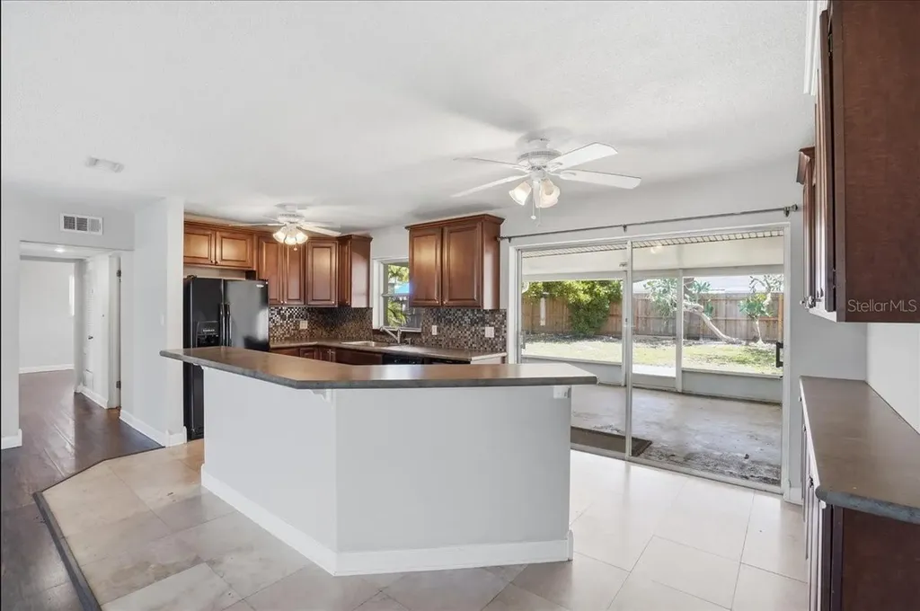 6439 Georgia Avenue Bradenton FL 34207