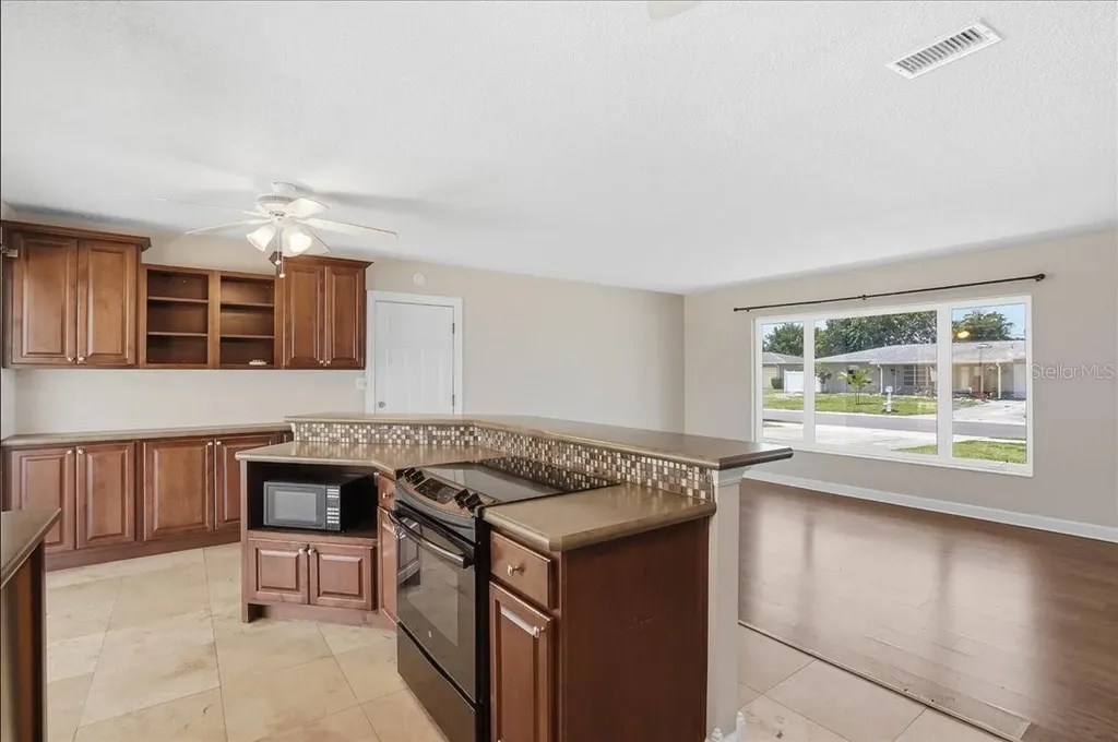 6439 Georgia Avenue Bradenton FL 34207