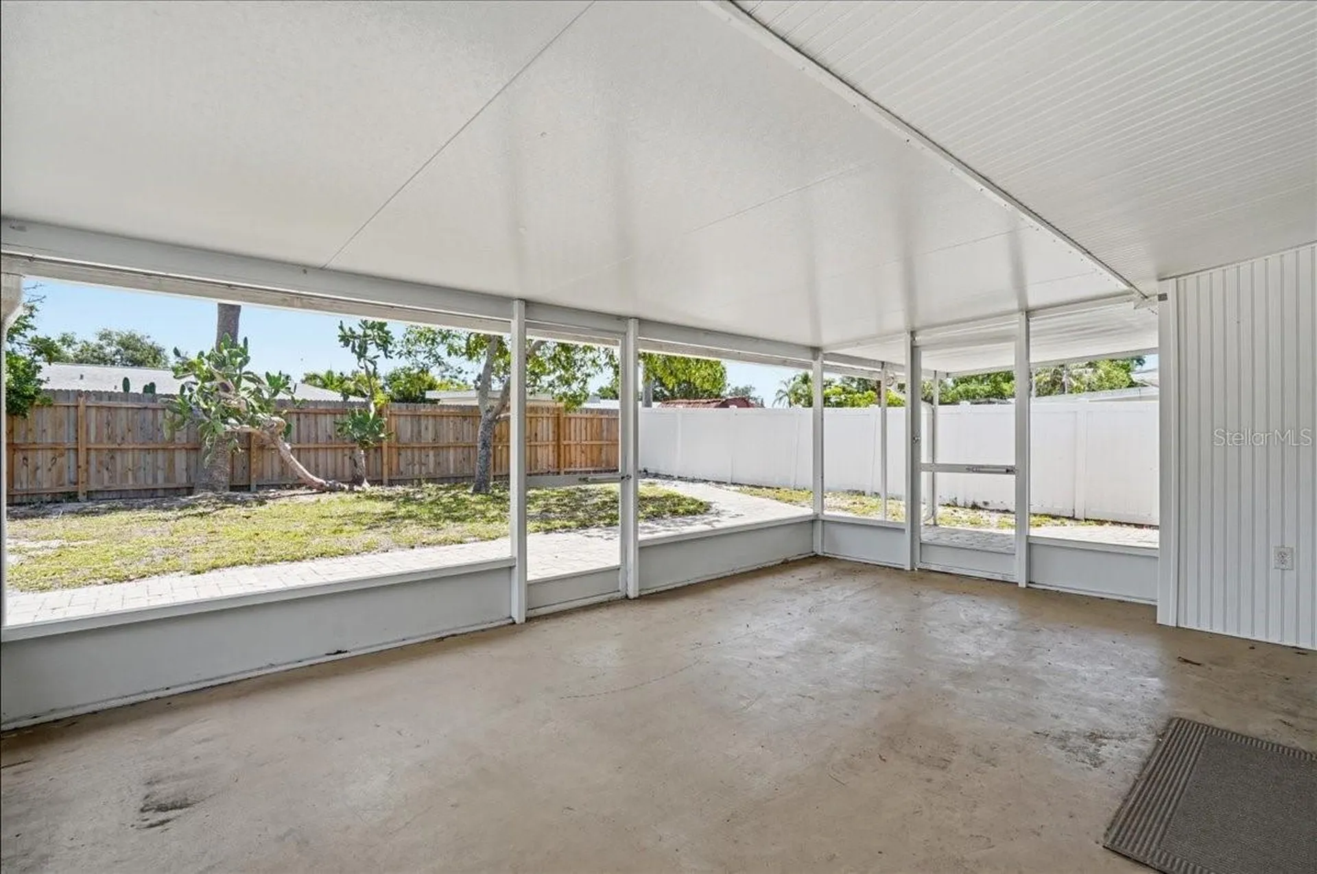 6439 Georgia Avenue Bradenton FL 34207