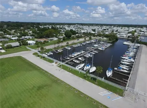 6439 Georgia Avenue Bradenton FL 34207