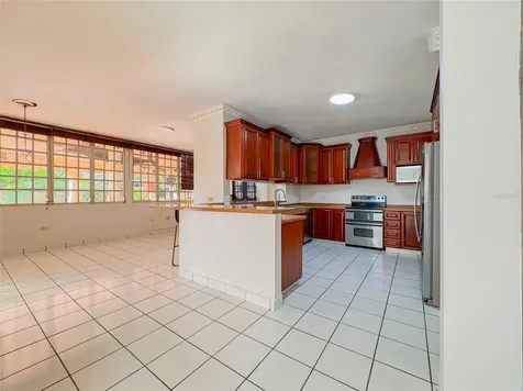 21 Pque. Tivoli | Paseo Del Parque San Juan PR 00926