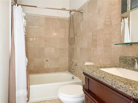 21 Pque. Tivoli | Paseo Del Parque San Juan PR 00926