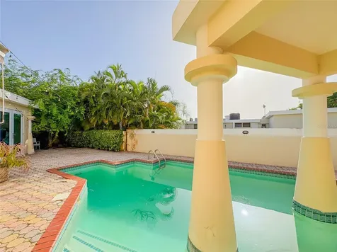 21 Pque. Tivoli | Paseo Del Parque San Juan PR 00926
