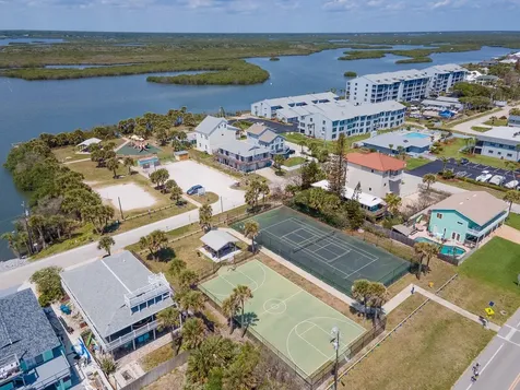 6612 S Atlantic Avenue New Smyrna Beach FL 32169