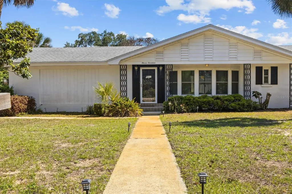 1117 N Lakeshore Boulevard Lake Wales FL 33853