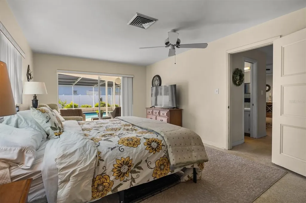 1117 N Lakeshore Boulevard Lake Wales FL 33853