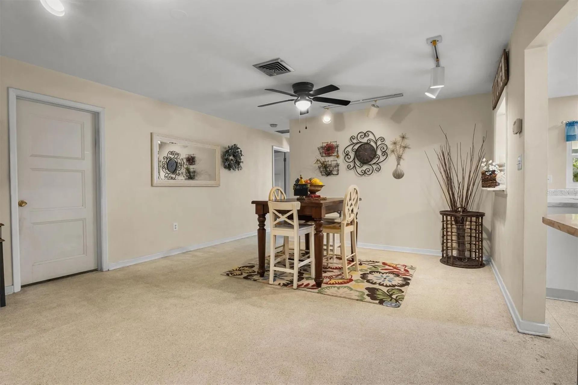 1117 N Lakeshore Boulevard Lake Wales FL 33853