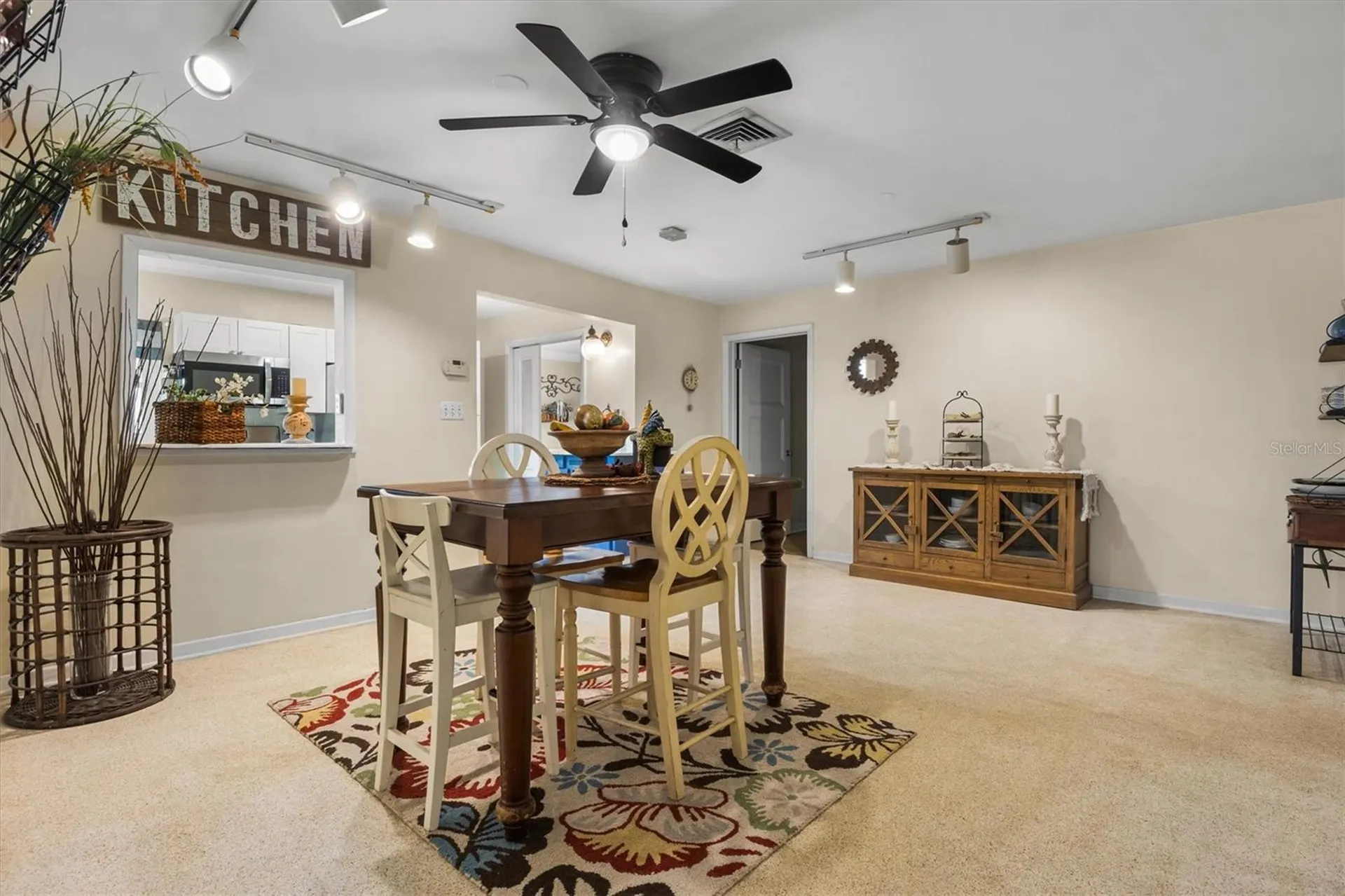 1117 N Lakeshore Boulevard Lake Wales FL 33853