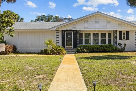 1117 N Lakeshore Boulevard Lake Wales FL 33853