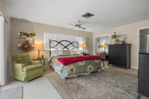 1117 N Lakeshore Boulevard Lake Wales FL 33853