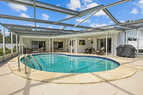 1117 N Lakeshore Boulevard Lake Wales FL 33853