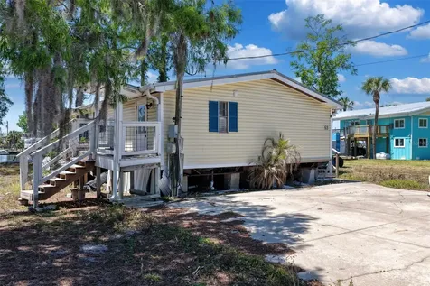 53 SE 241st Street Suwannee FL 32692