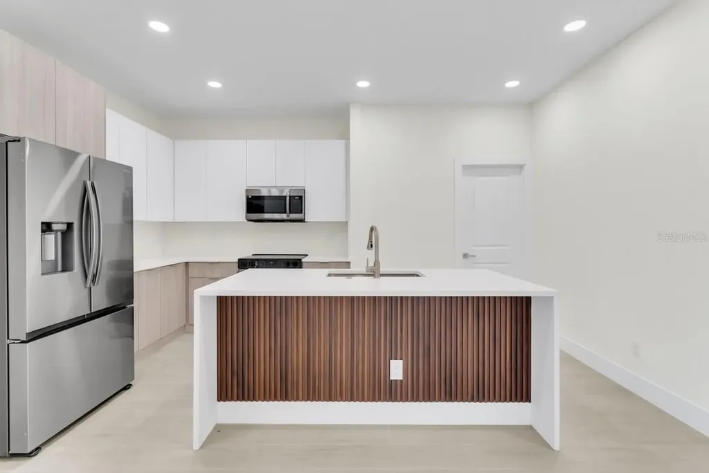1827 Embers Parkway W Cape Coral FL 33993
