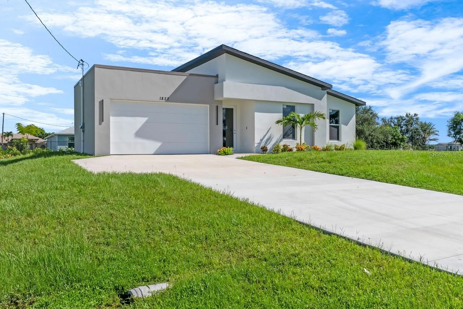 1827 Embers Parkway W Cape Coral FL 33993