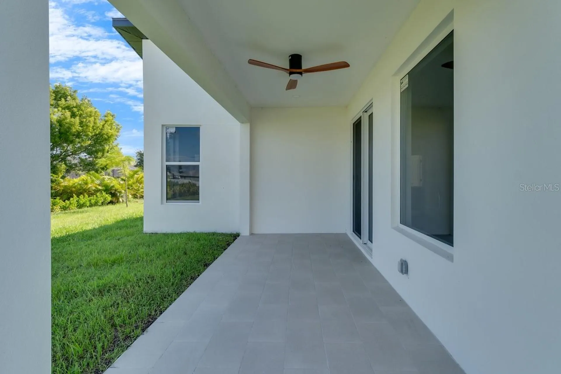 1827 Embers Parkway W Cape Coral FL 33993