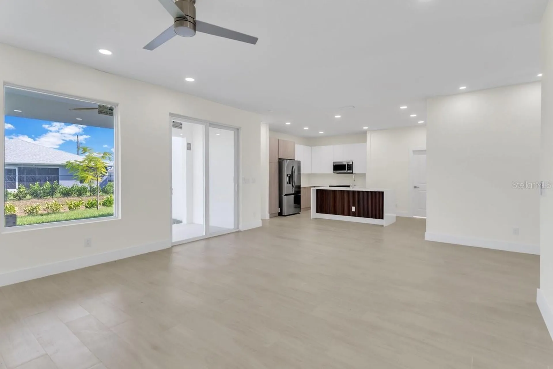 1827 Embers Parkway W Cape Coral FL 33993