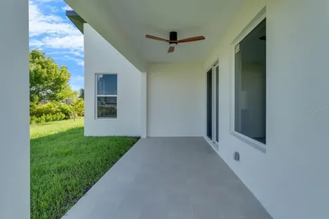 1827 Embers Parkway W Cape Coral FL 33993