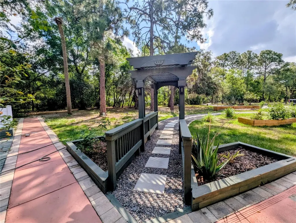 18001 Nelson Road Spring Hill FL 34610