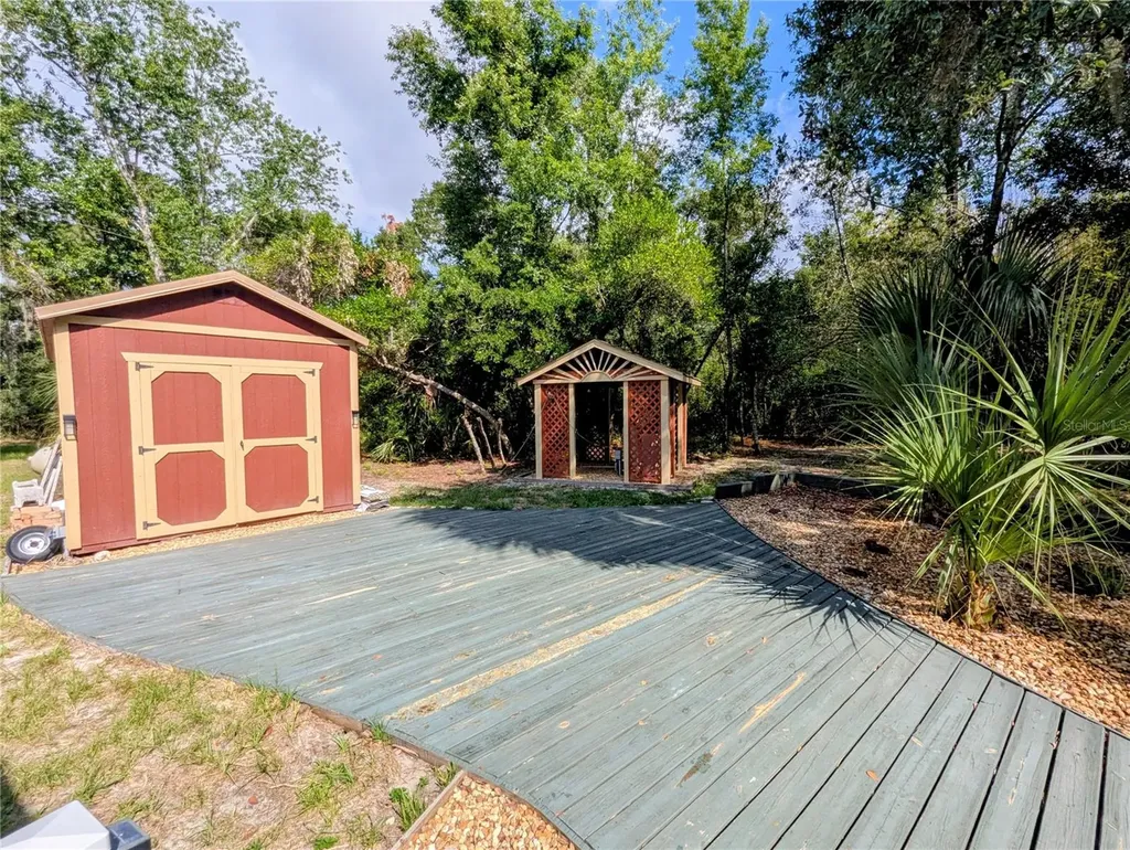 18001 Nelson Road Spring Hill FL 34610