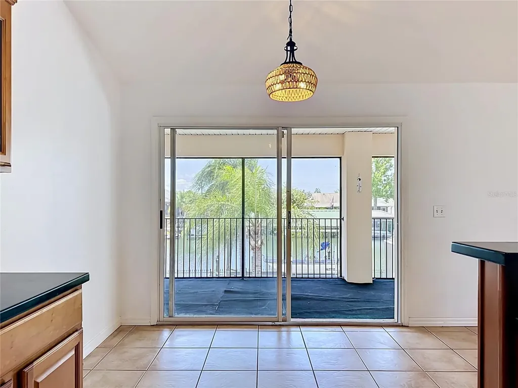 624 Kingston Court Apollo Beach FL 33572