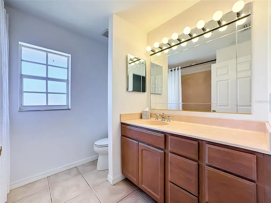 624 Kingston Court Apollo Beach FL 33572