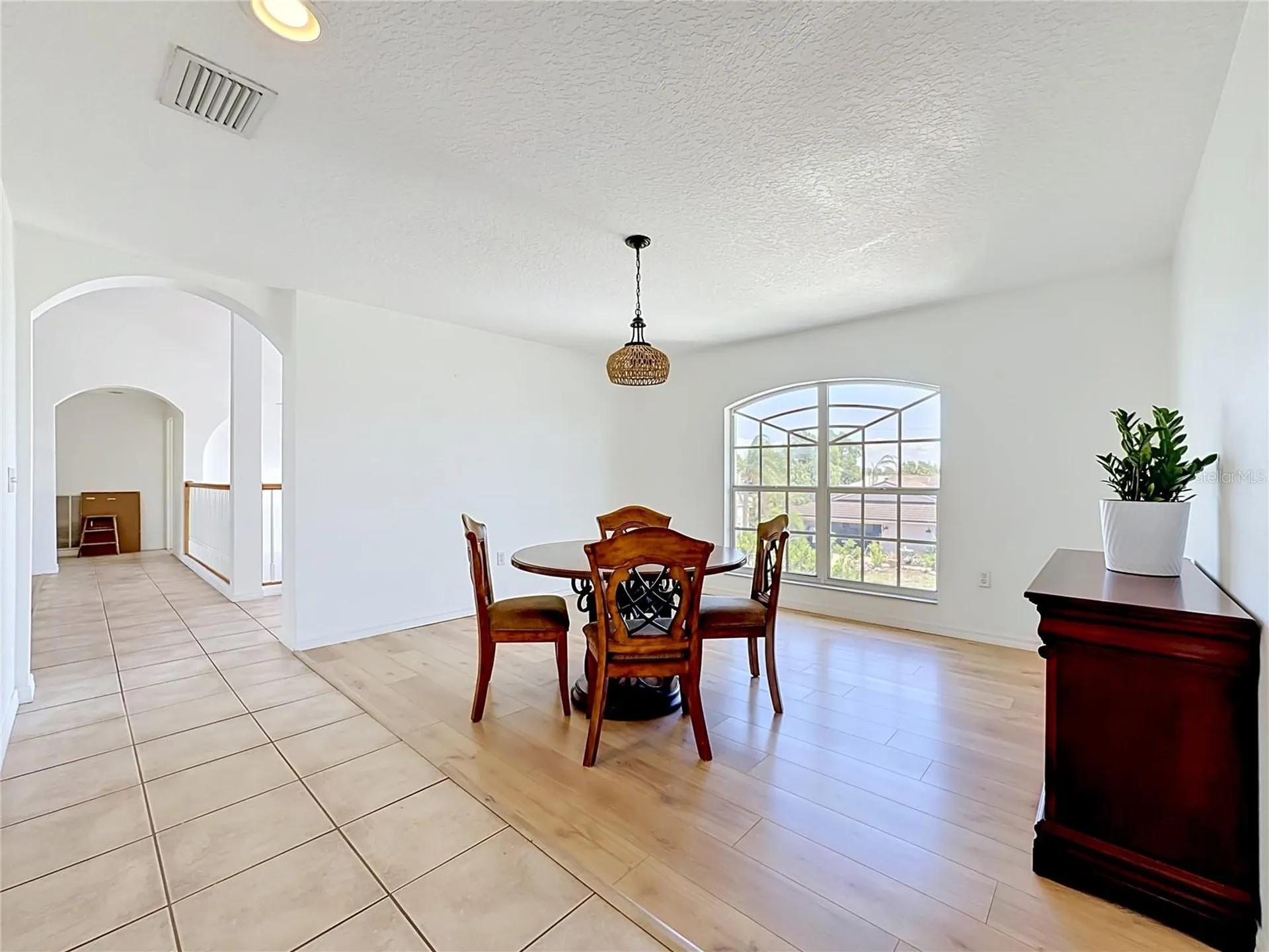 624 Kingston Court Apollo Beach FL 33572