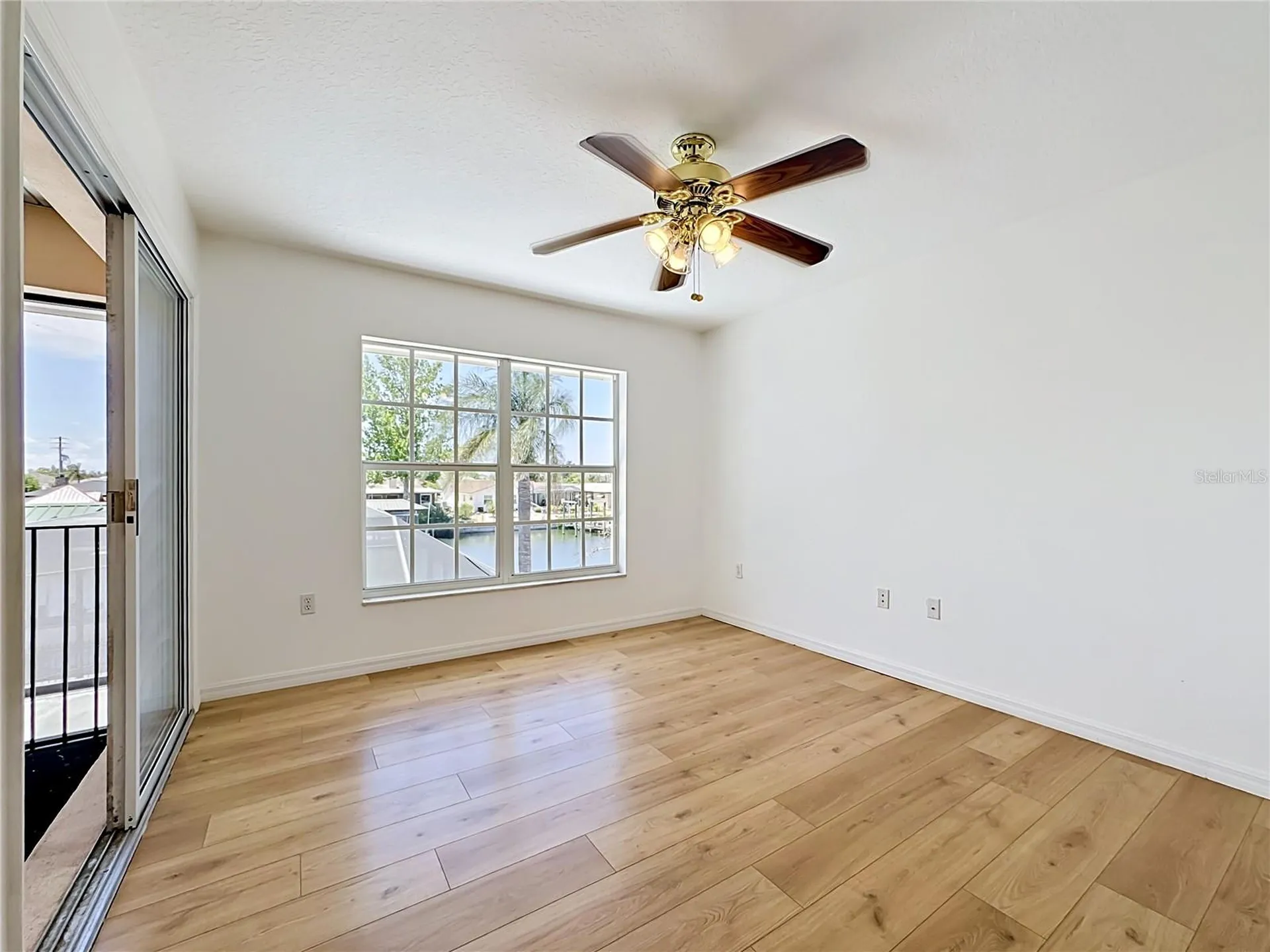 624 Kingston Court Apollo Beach FL 33572
