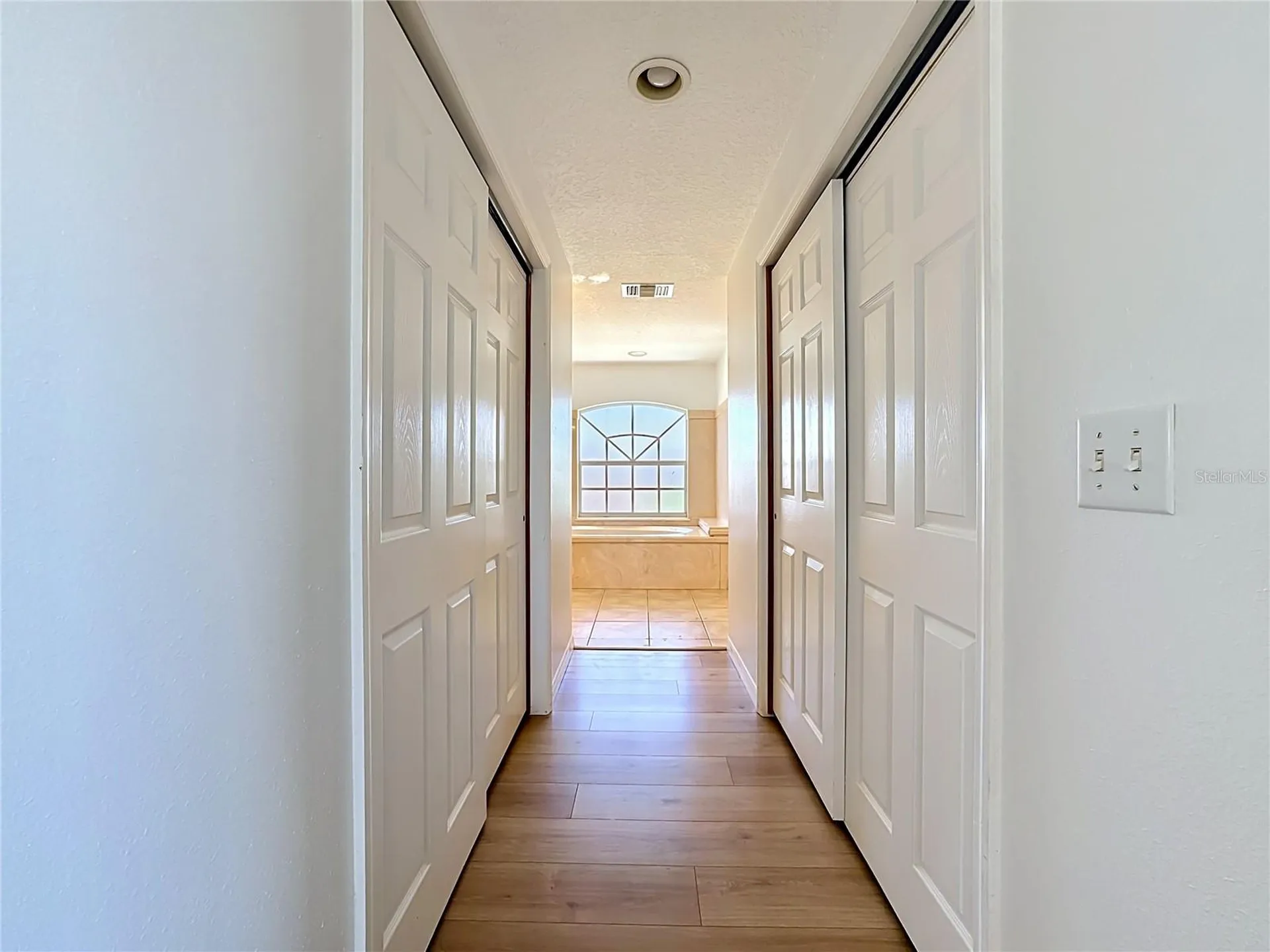 624 Kingston Court Apollo Beach FL 33572