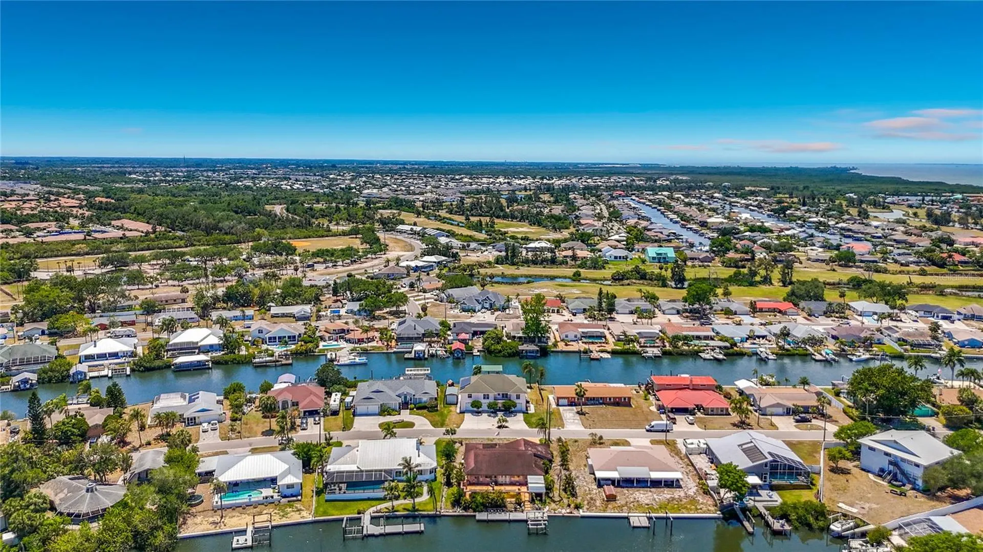 624 Kingston Court Apollo Beach FL 33572