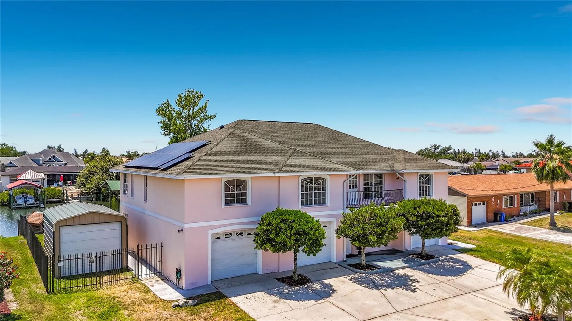 624 Kingston Court Apollo Beach FL 33572
