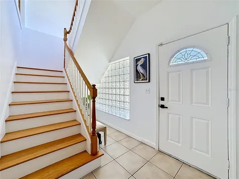 624 Kingston Court Apollo Beach FL 33572