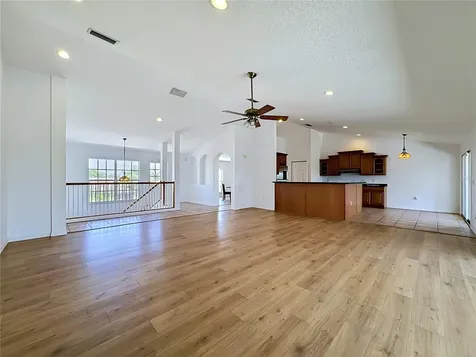 624 Kingston Court Apollo Beach FL 33572