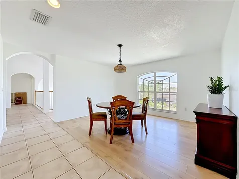 624 Kingston Court Apollo Beach FL 33572