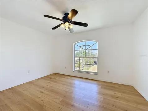 624 Kingston Court Apollo Beach FL 33572
