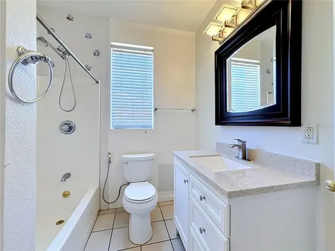 624 Kingston Court Apollo Beach FL 33572