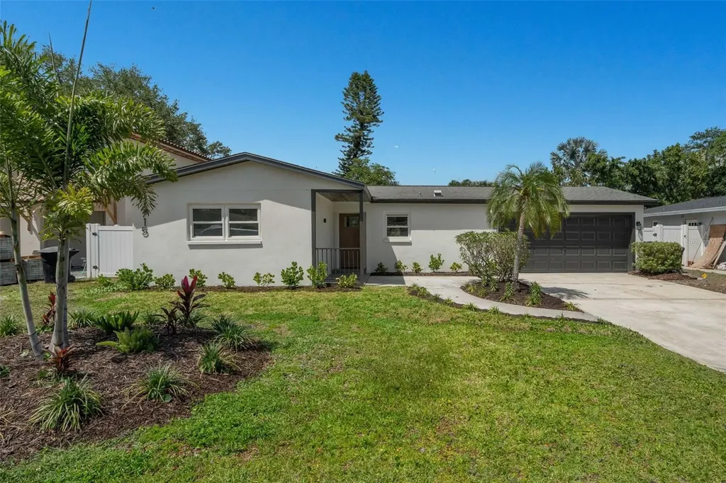 1715 Delaware Avenue NE St Petersburg FL 33703