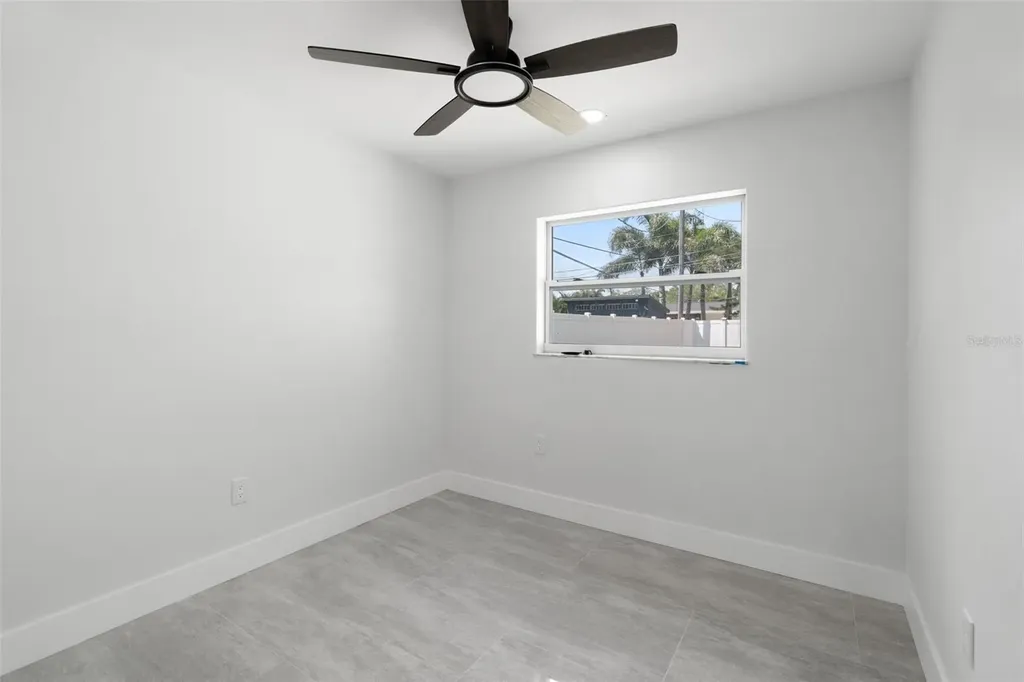 1715 Delaware Avenue NE St Petersburg FL 33703