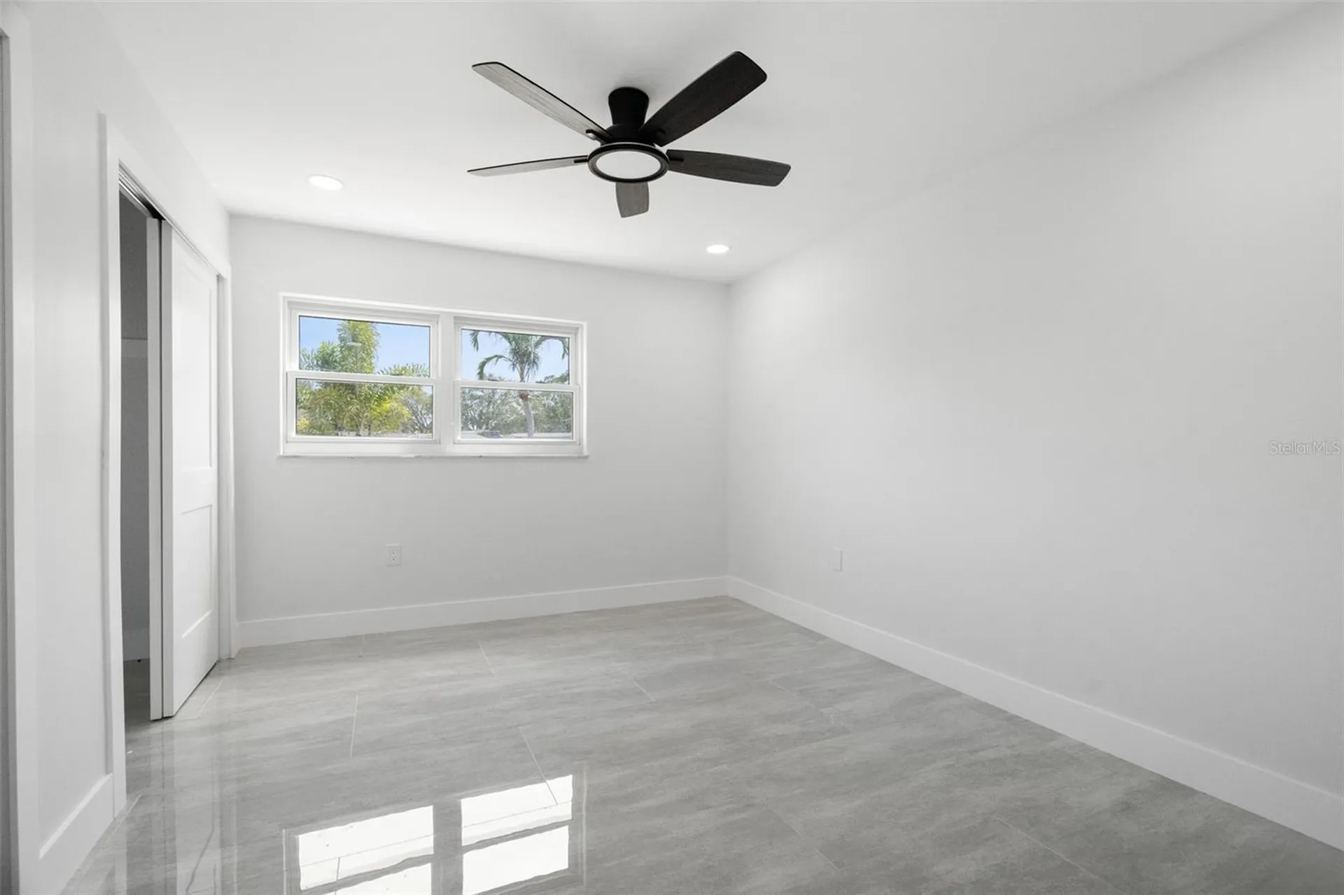 1715 Delaware Avenue NE St Petersburg FL 33703