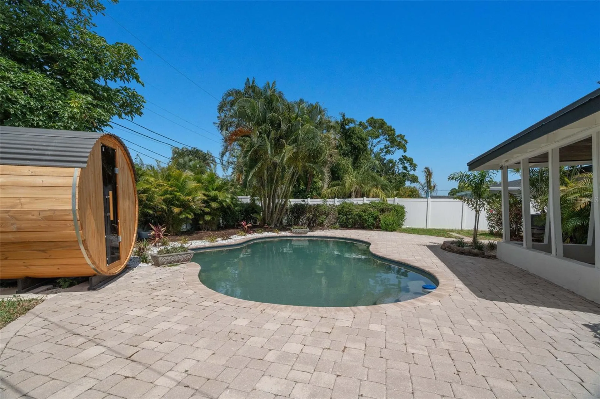 1715 Delaware Avenue NE St Petersburg FL 33703