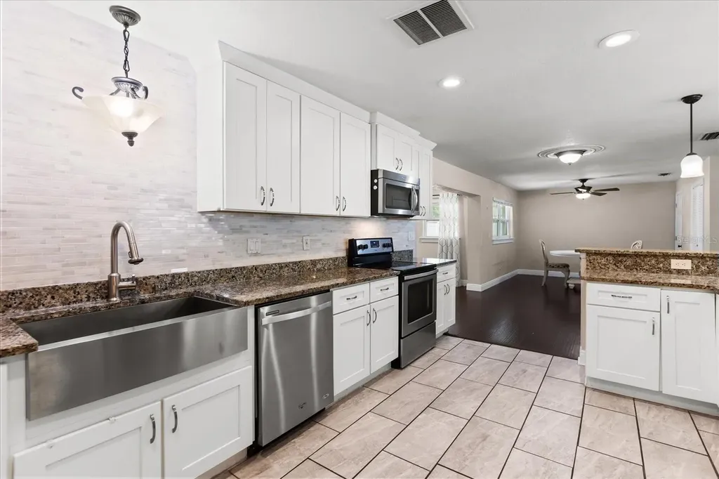 910 Gamewell Avenue Maitland FL 32751