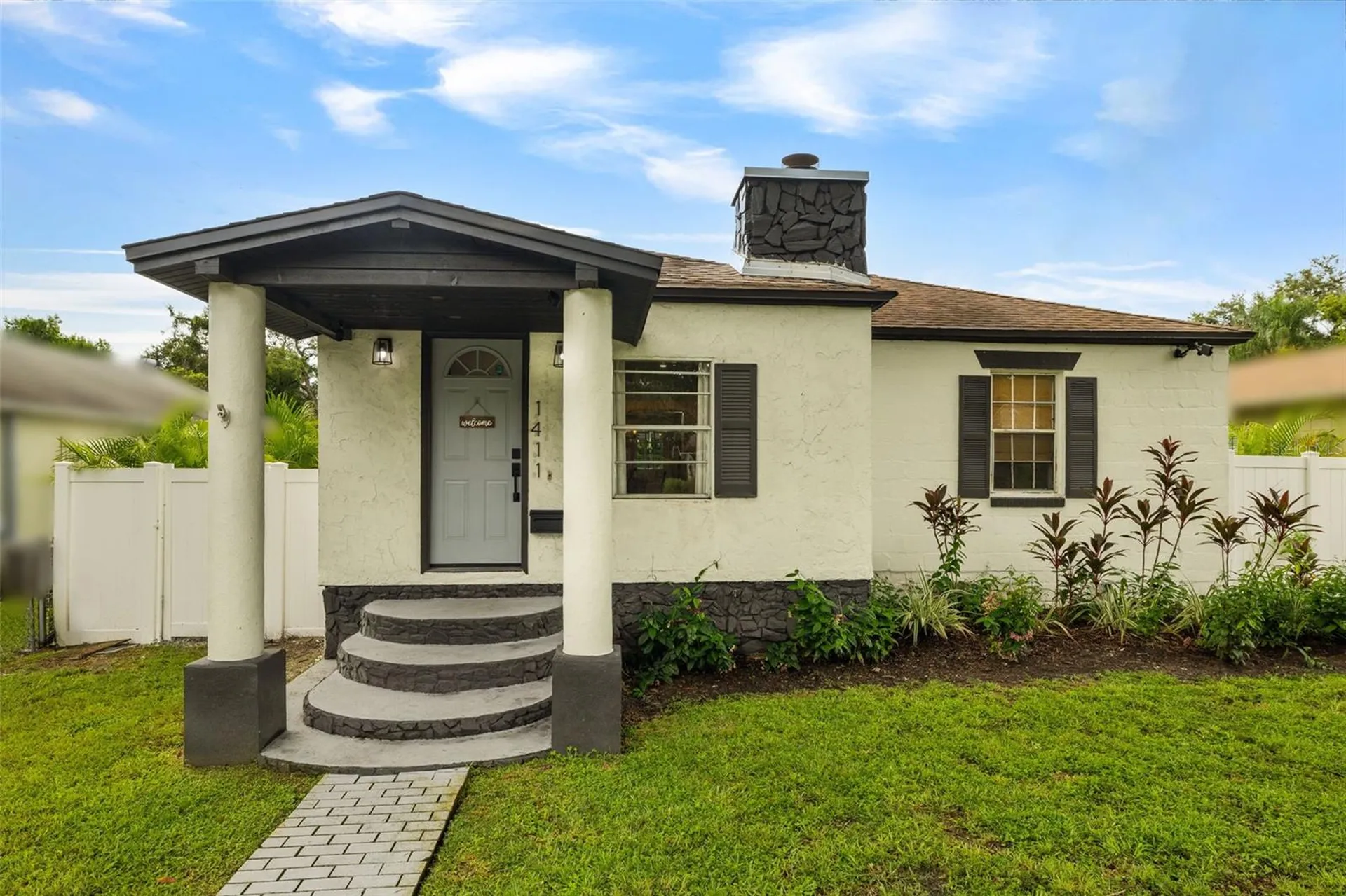 1411 E Henry Avenue Tampa FL 33604
