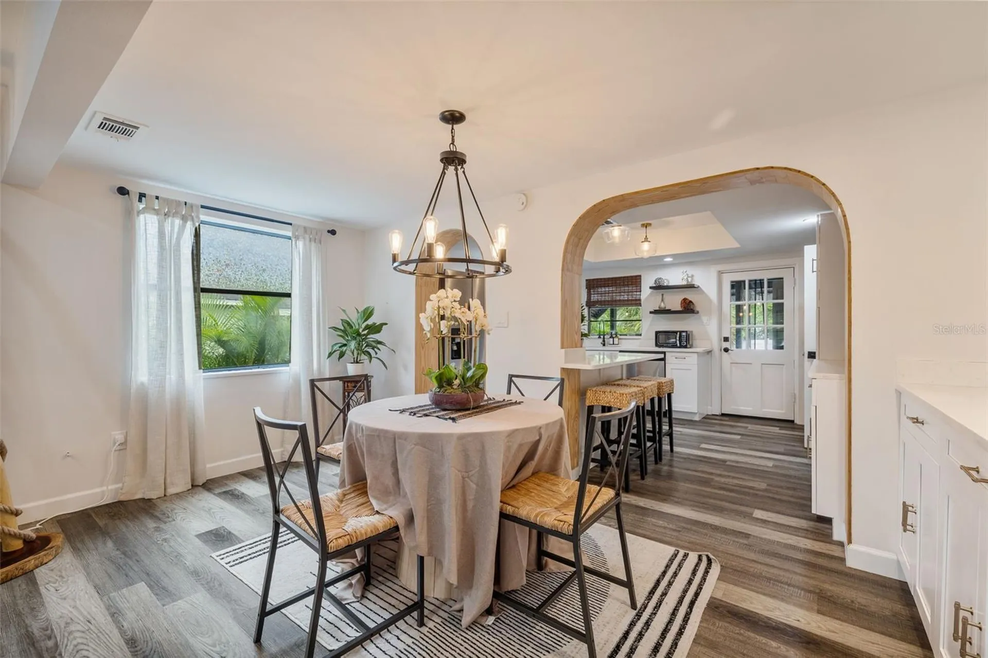 1411 E Henry Avenue Tampa FL 33604
